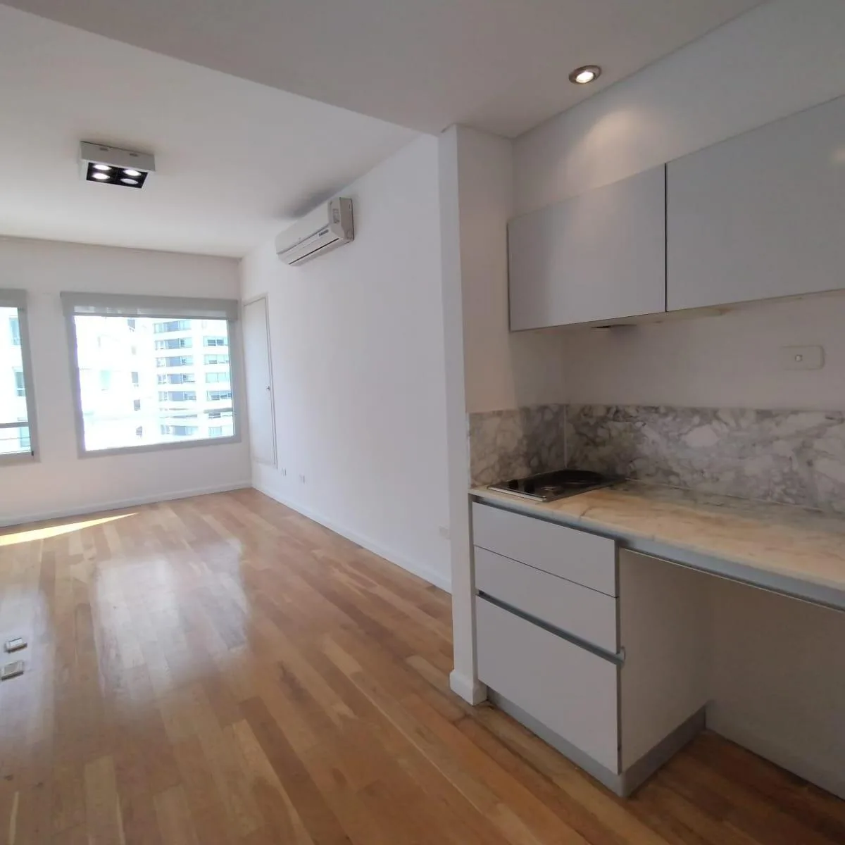 Kitnet com vaga de garagem fixa em Puerto Madero