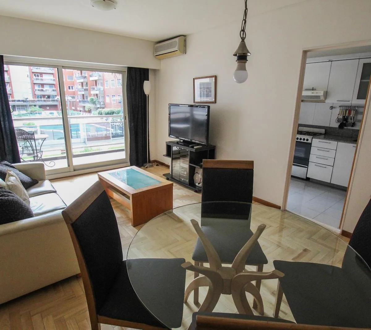 Apartamento de três ambientes com 2 quartos mobiliado em Puerto Madero