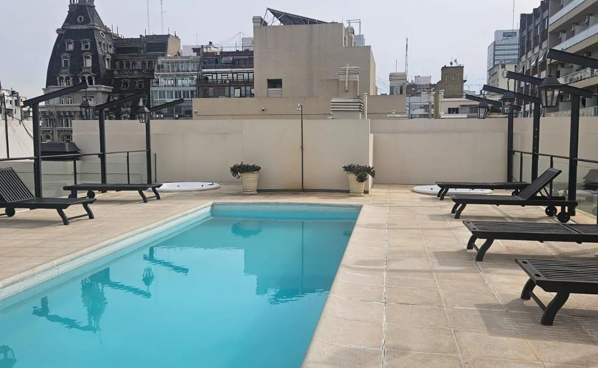 Furnished studio apartment with amenities in Monserrat