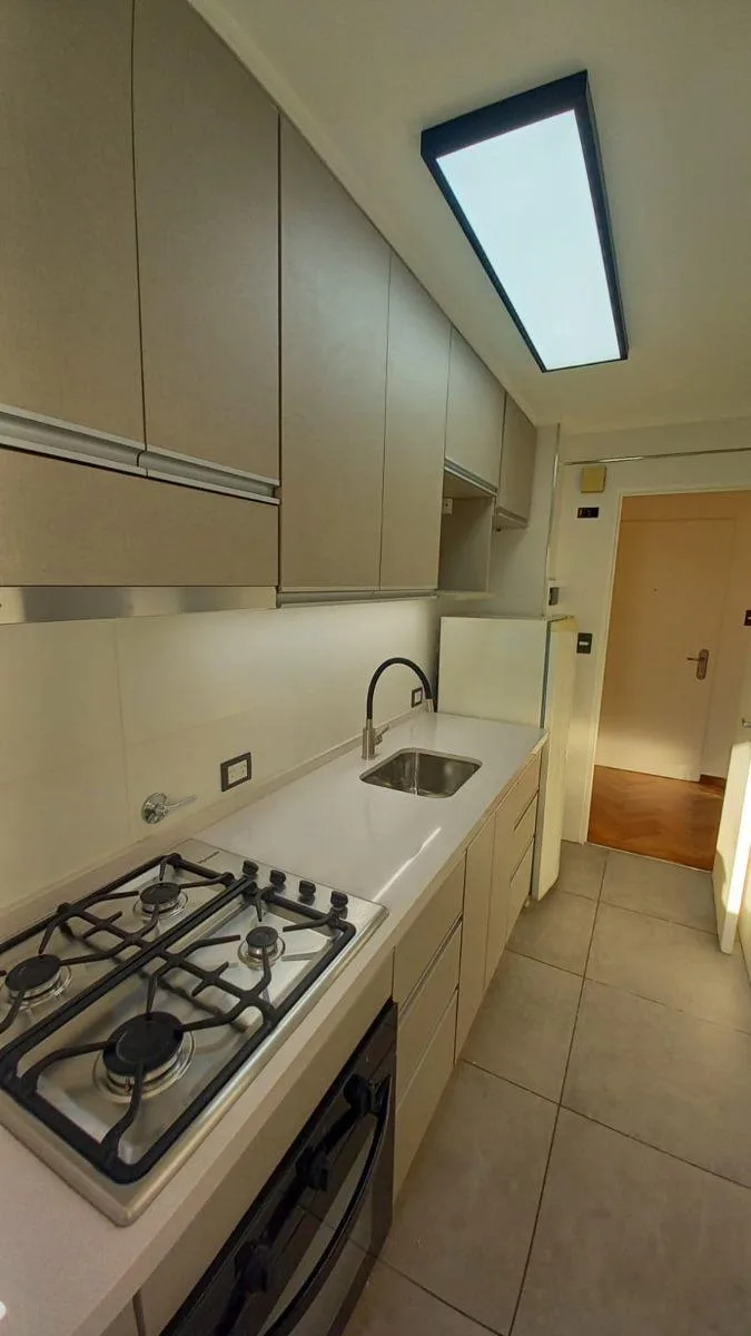 Refurbished one-bedroom, two-room apartment in Recoleta