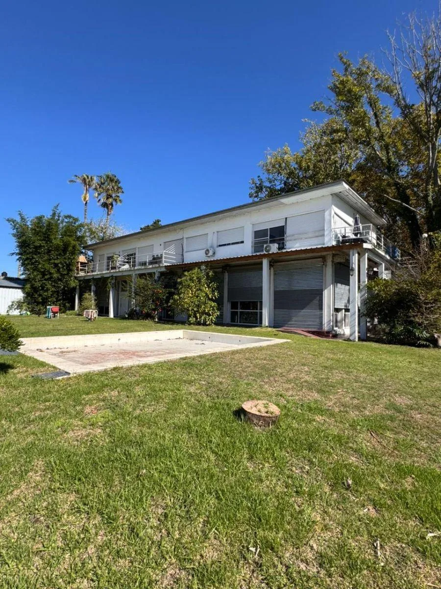 Three-bedroom apartment in Berisso