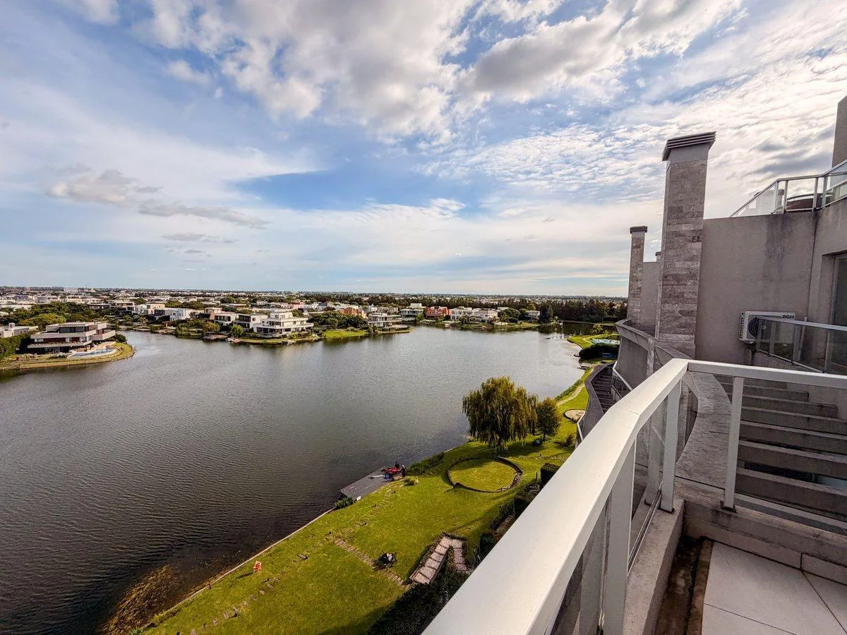 Departamento de 2 ambientes con vista al Lago Central en Tigre