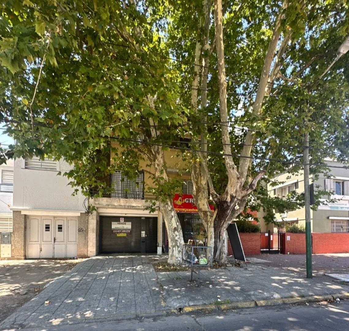 Two-room apartment on Posadas 40 in Lomas de Zamora