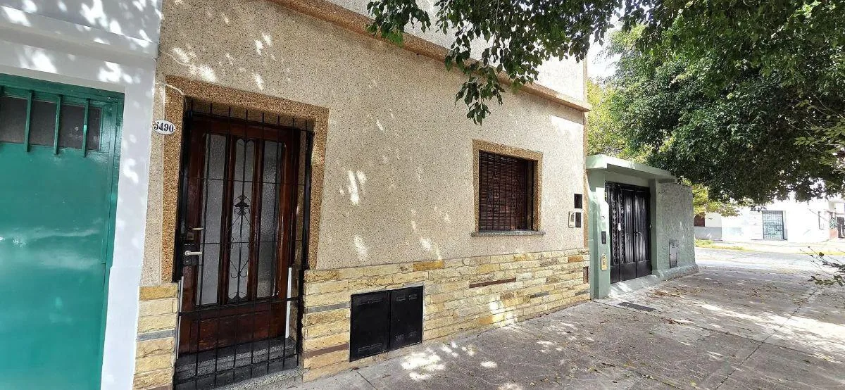 PH de 2 ambientes com pátio e terraço em Villa Santa Rita