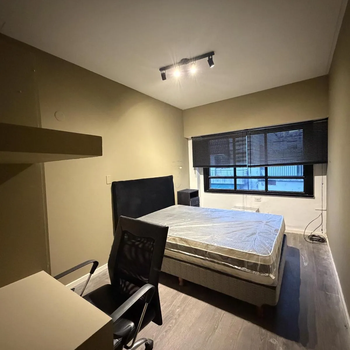 Kitnet semi mobiliada em Retiro