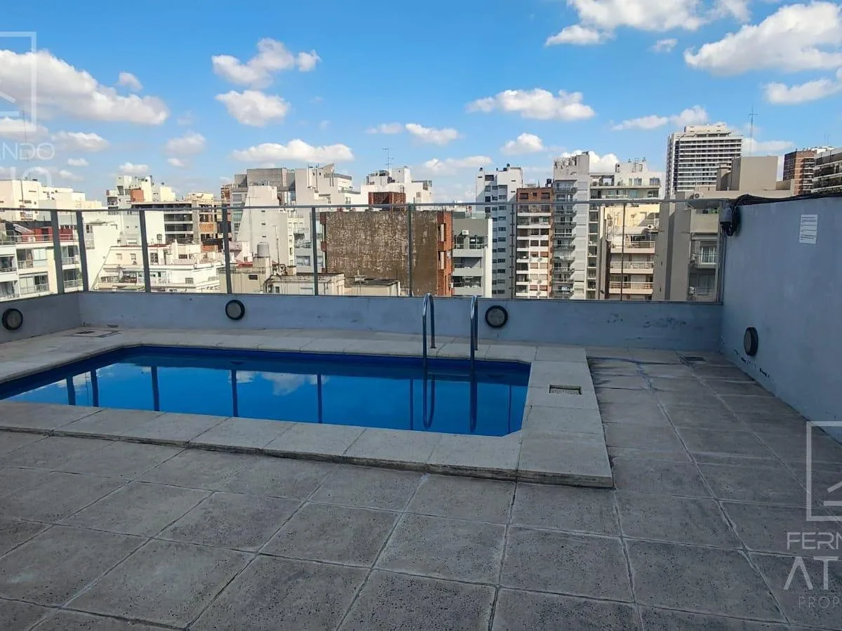 Kitnet divisível com varanda em Belgrano