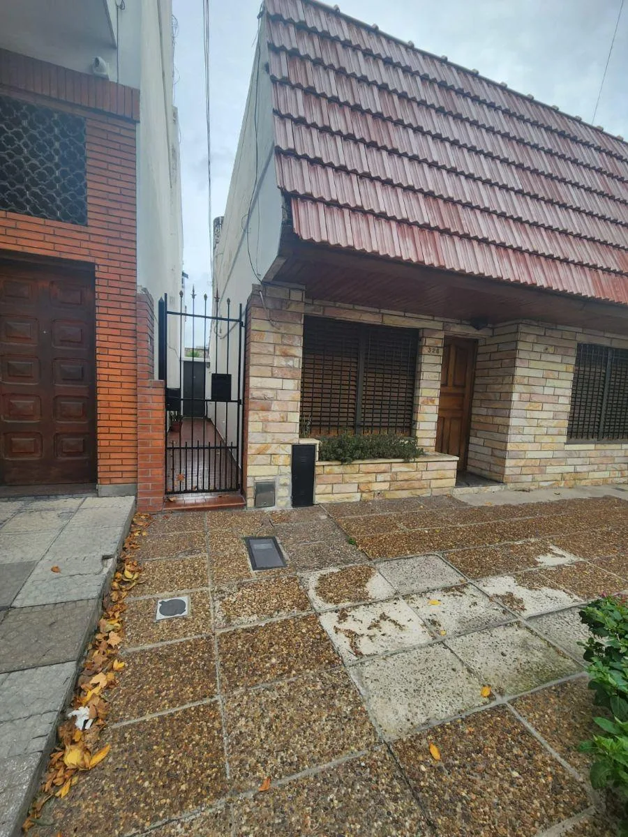 PH с 2 спальнями в Lanús Oeste