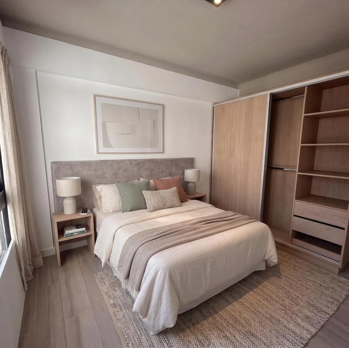 Divisible studio with built-in wardrobe in Coghlan