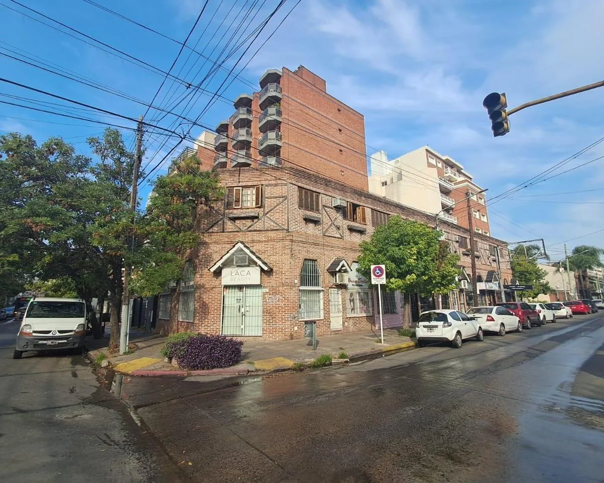 Kitnet para alugar em Castelar, Morón