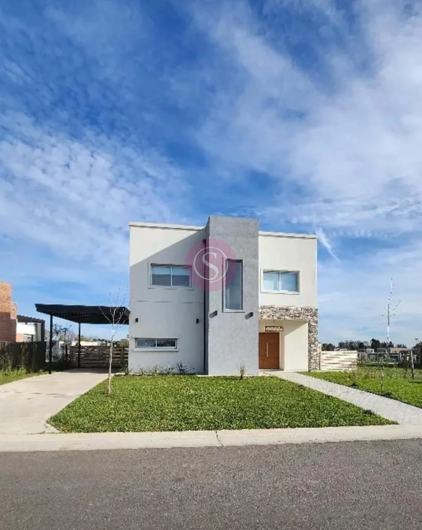 Casa en Alquiler en Santa Lucia, Pilar del Este, Pilar