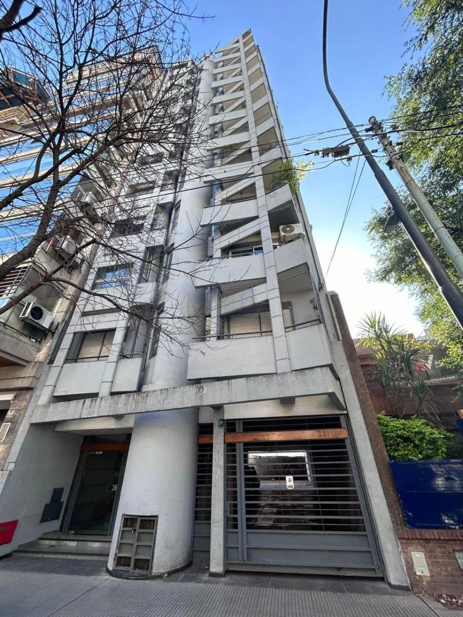 Duplex de 4 ambientes con cochera en Buenos Aires