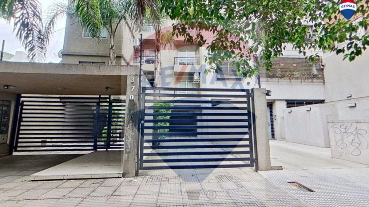 Kitnet de 1 ambiente de 24 m² em Morón (centro)