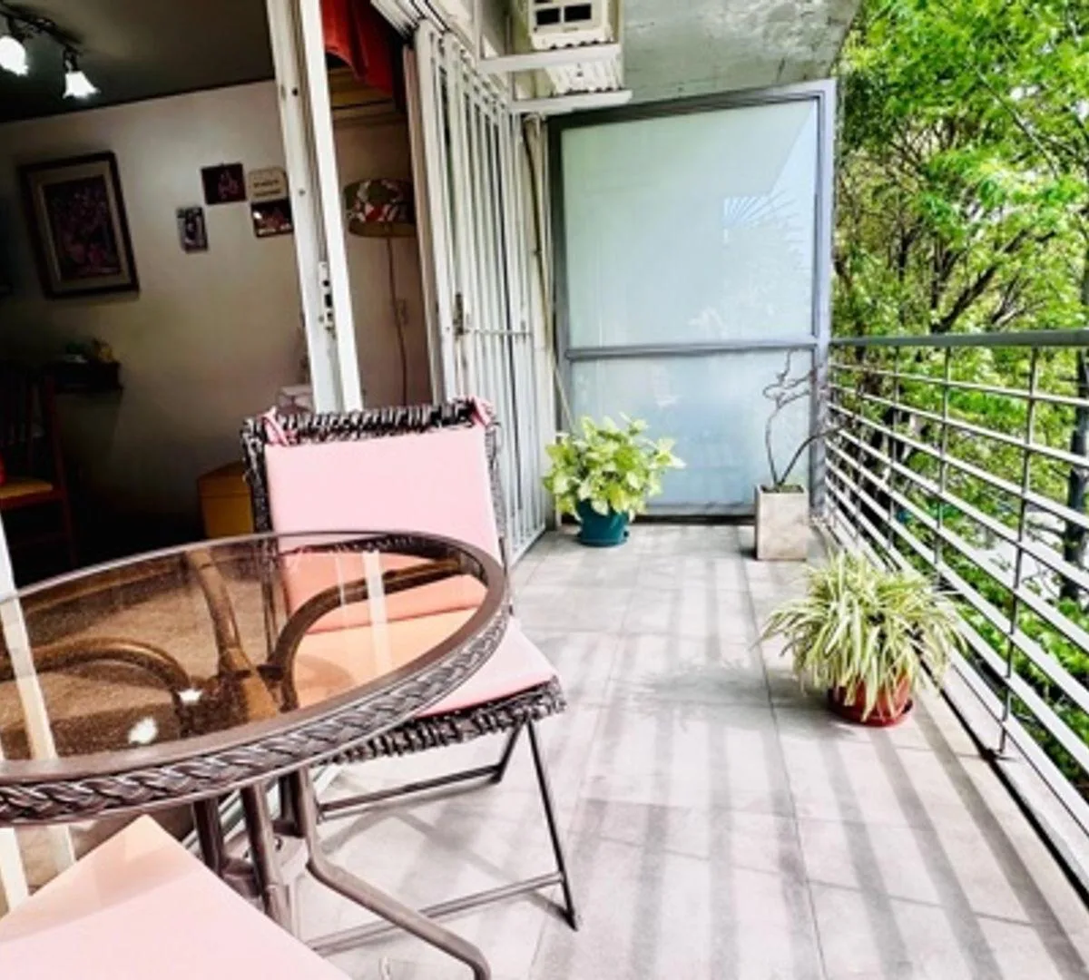 Unfurnished one-bedroom apartment in Banfield