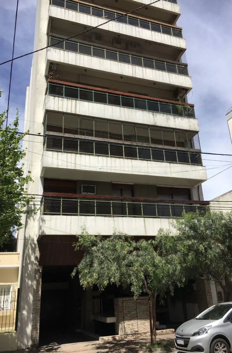 Departamento de 2 Ambientes en Alquiler - Ramos Mejía Sur Centro