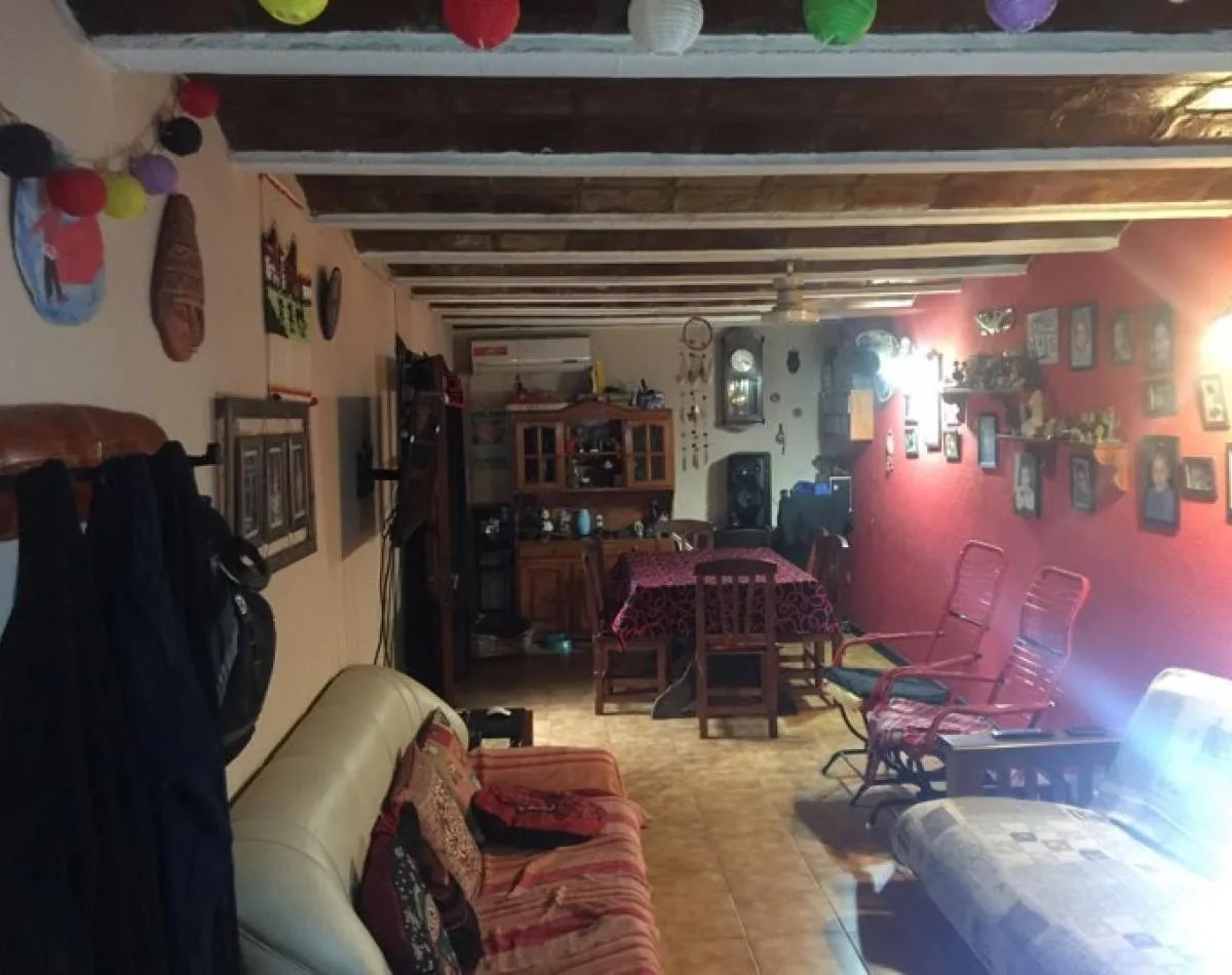 House-style PH with patio, grill and uncovered parking in Lomas de Zamora