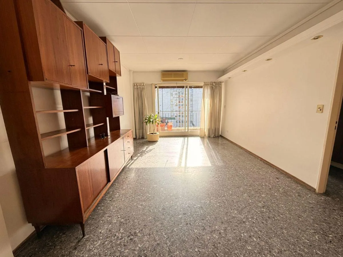 Three-bedroom apartment in Colegiales
