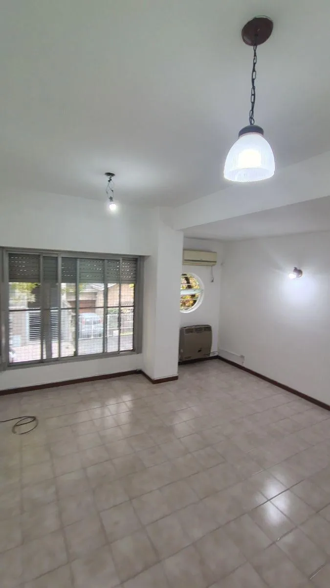 Квартира с 2 спальнями в Quilmes Ctro