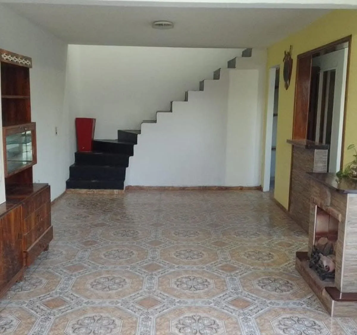 PH de 3 ambientes con cochera y balcón terraza en Castelar Sur