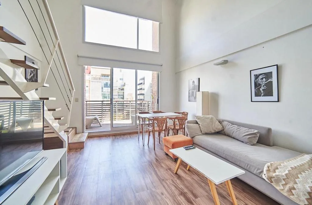 Apartamento de dois ambientes mobiliado em Palermo Hollywood
