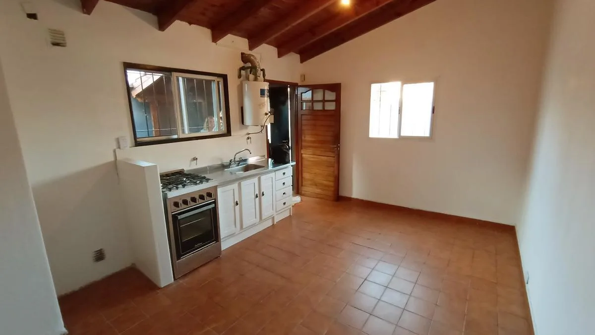 PH de 2 ambientes con patio sin expensas en Munro