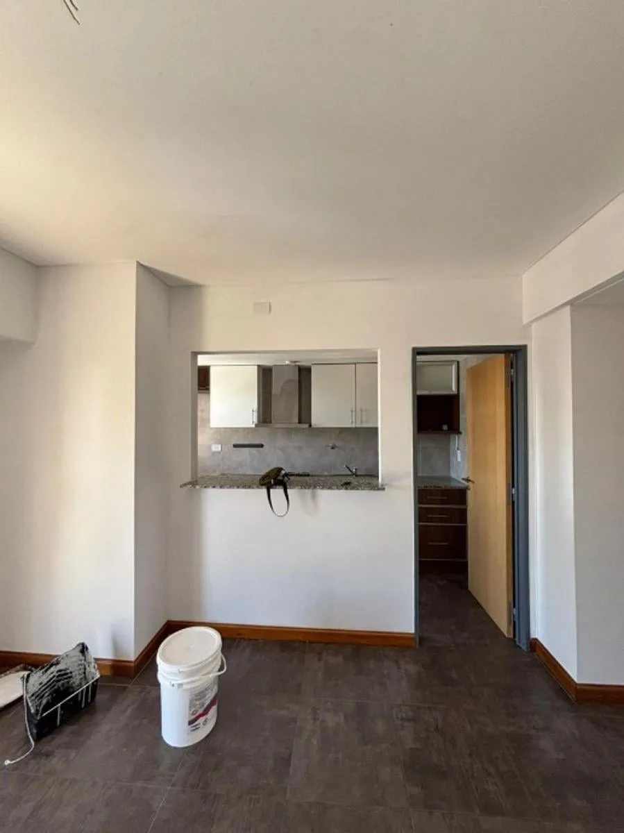 Excelente Departamento 2 Ambientes en Alquiler en Quilmes Centro