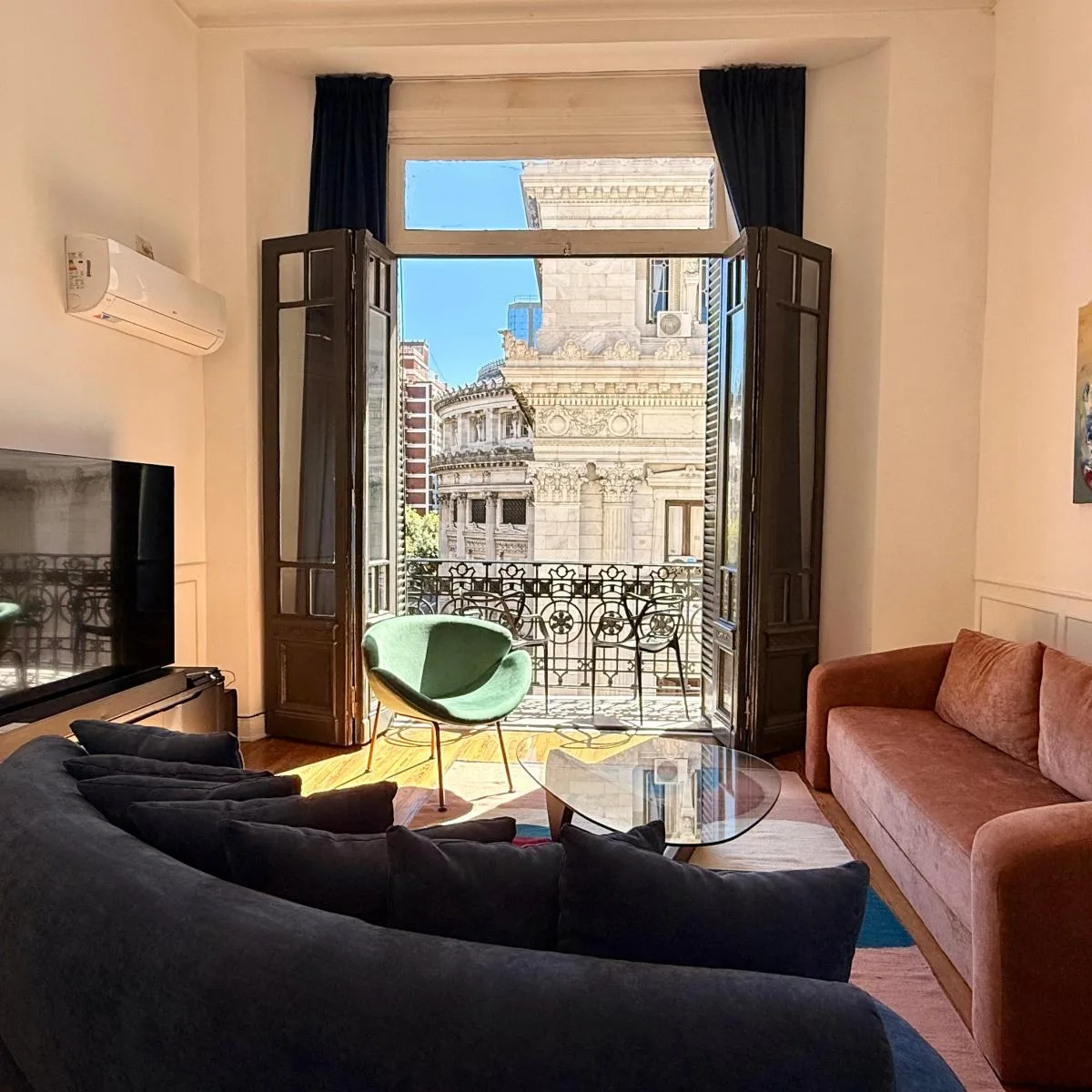 Studio apartment with views of Congreso in Buenos Aires