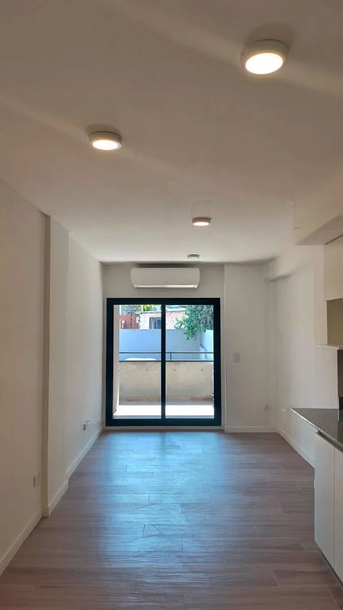 Monoambiente con balcón en Villa Ortuzar