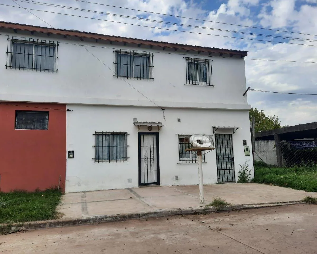 Departamento de 3 ambientes en Almirante Brown