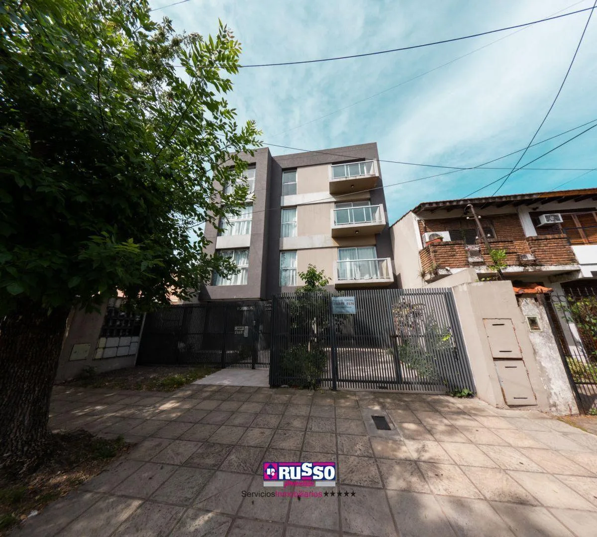 Квартира-студия в новом доме в San Justo