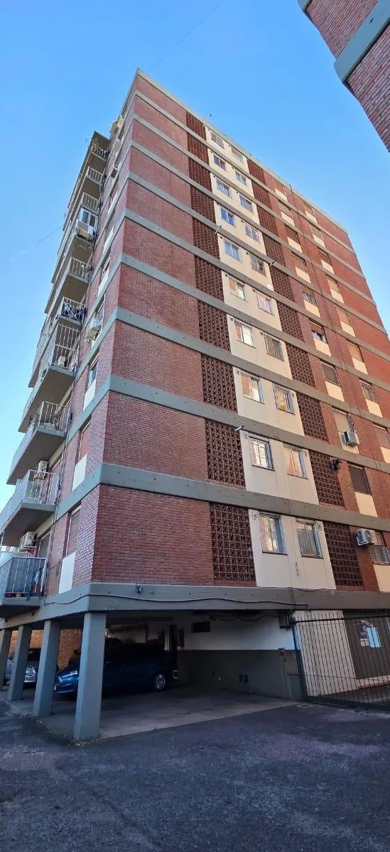 Departamento de 3 ambientes con balcón y cochera en Buenos Aires