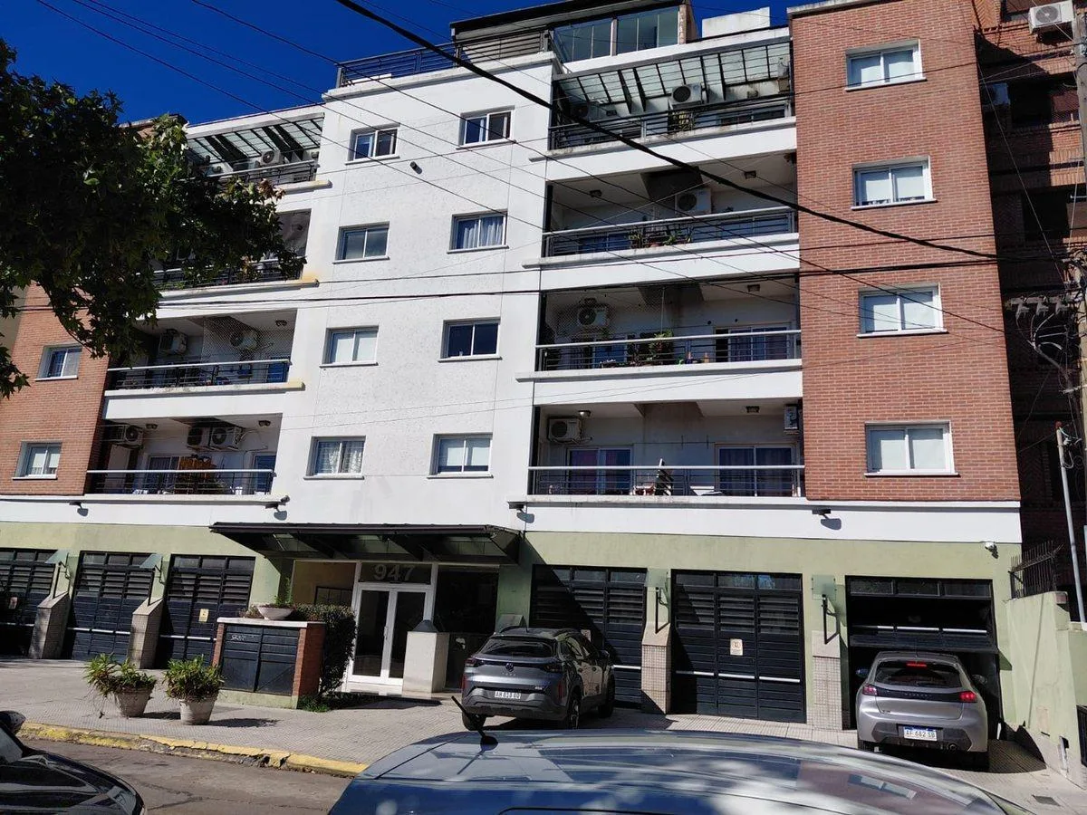 PH de 2 ambientes con cochera en Castelar Centro, Morón