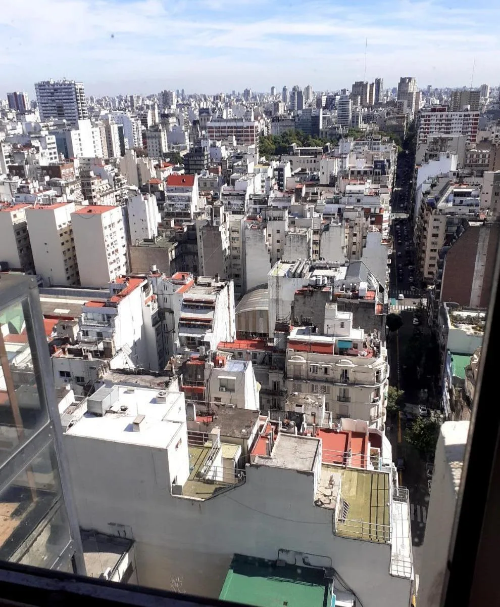 Departamento de 3 ambientes con muebles en Barrio Norte