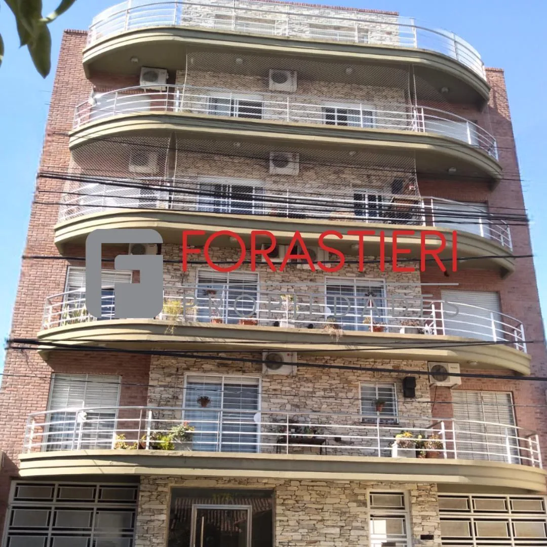 Two-room apartment in Victoria