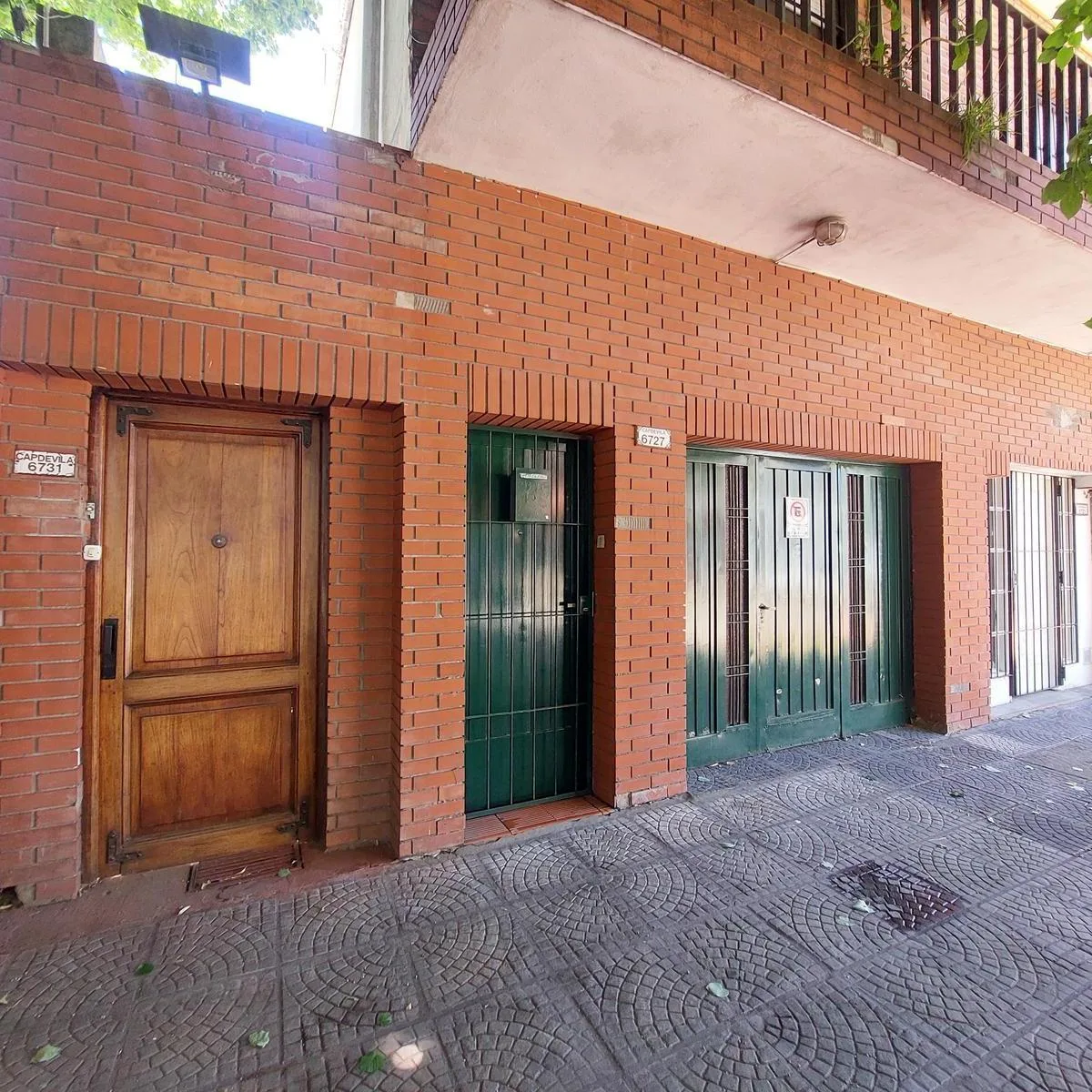 Квартира-студия PH в General San Martín без коммунальных платежей здания