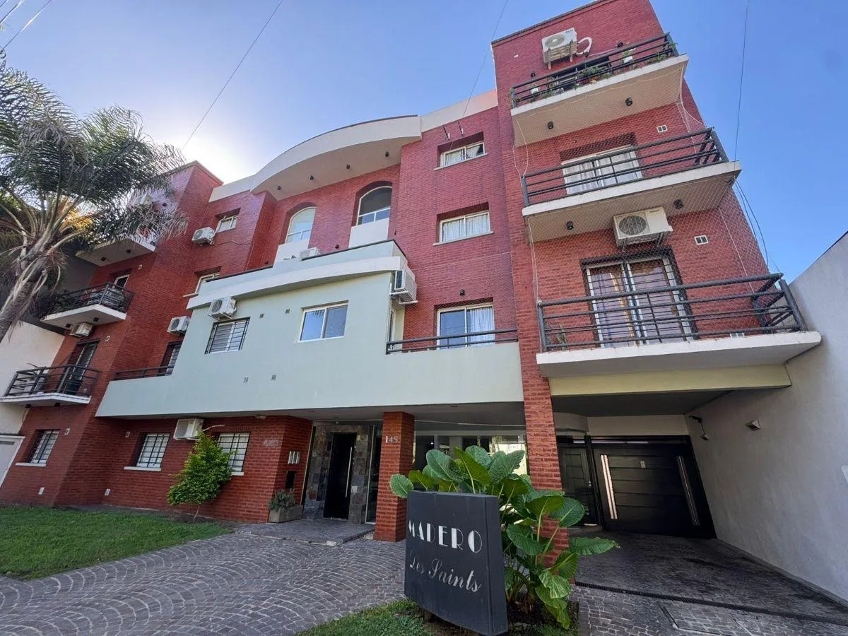 Apartamento de 2 dormitórios com vaga de garagem em Lomas de Zamora