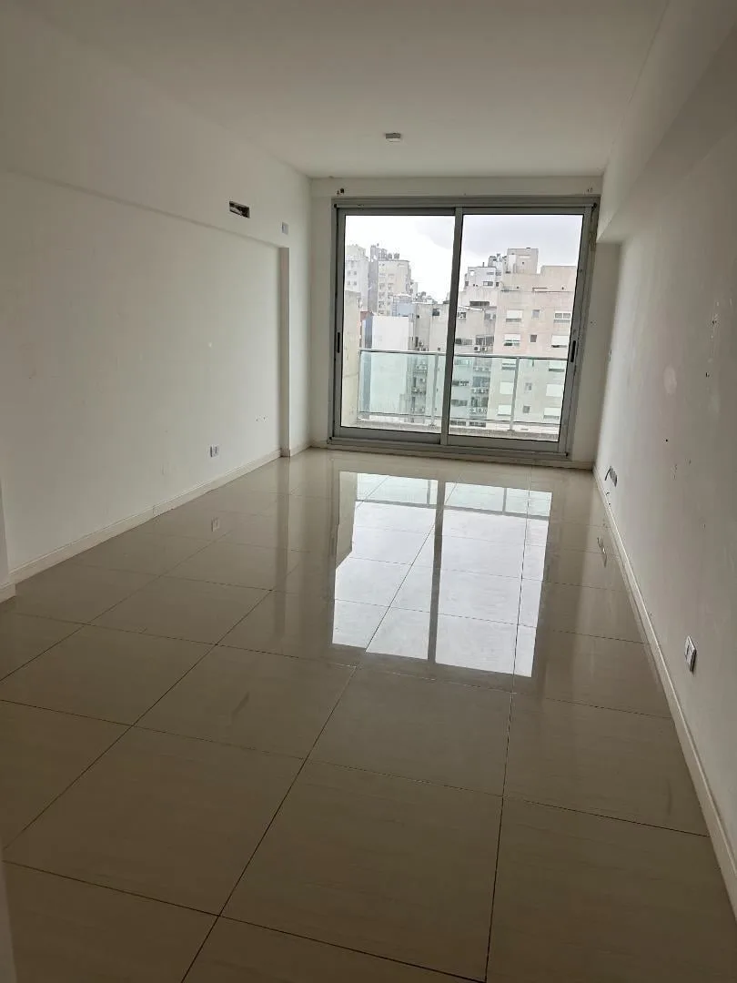 Kitnet em Caballito com varanda e comodidades