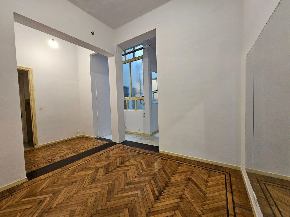 Departamento de 2 ambientes en alquiler en Retiro