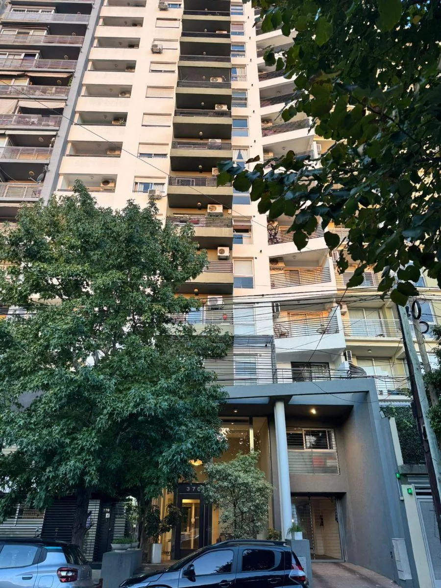 Two-room apartment on the first floor at the front in Lomas de Zamora