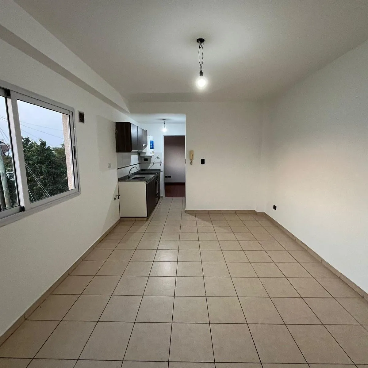 Two-room apartment with a tenant in Mansilla 400 area