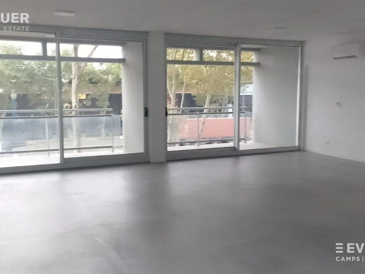 Loft reformado e mobiliado com 1 banheiro e 2 banheiros, vaga de garagem e amenities em Buenos Aires