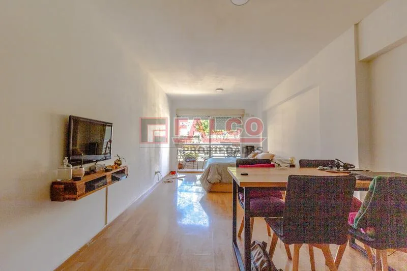 Unfurnished divisible studio apartment in Buenos Aires