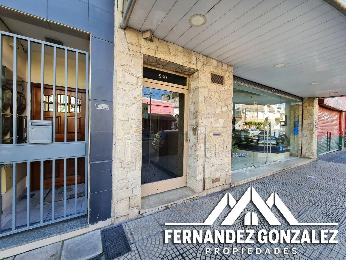 Loft de 2 ambientes con patio en Lomas de Zamora