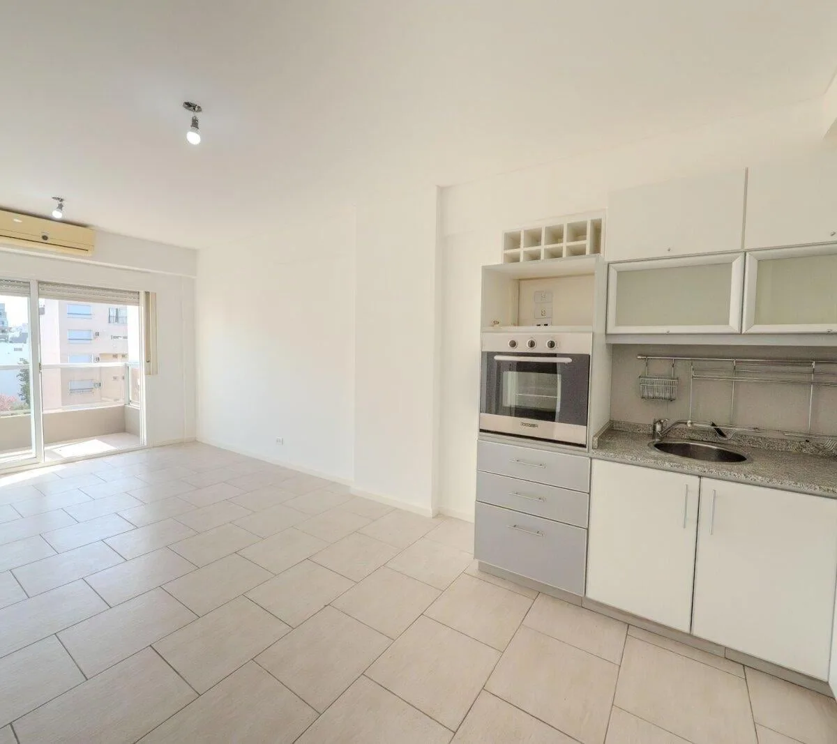 Квартира с 1 спальней и балконом в Villa Urquiza