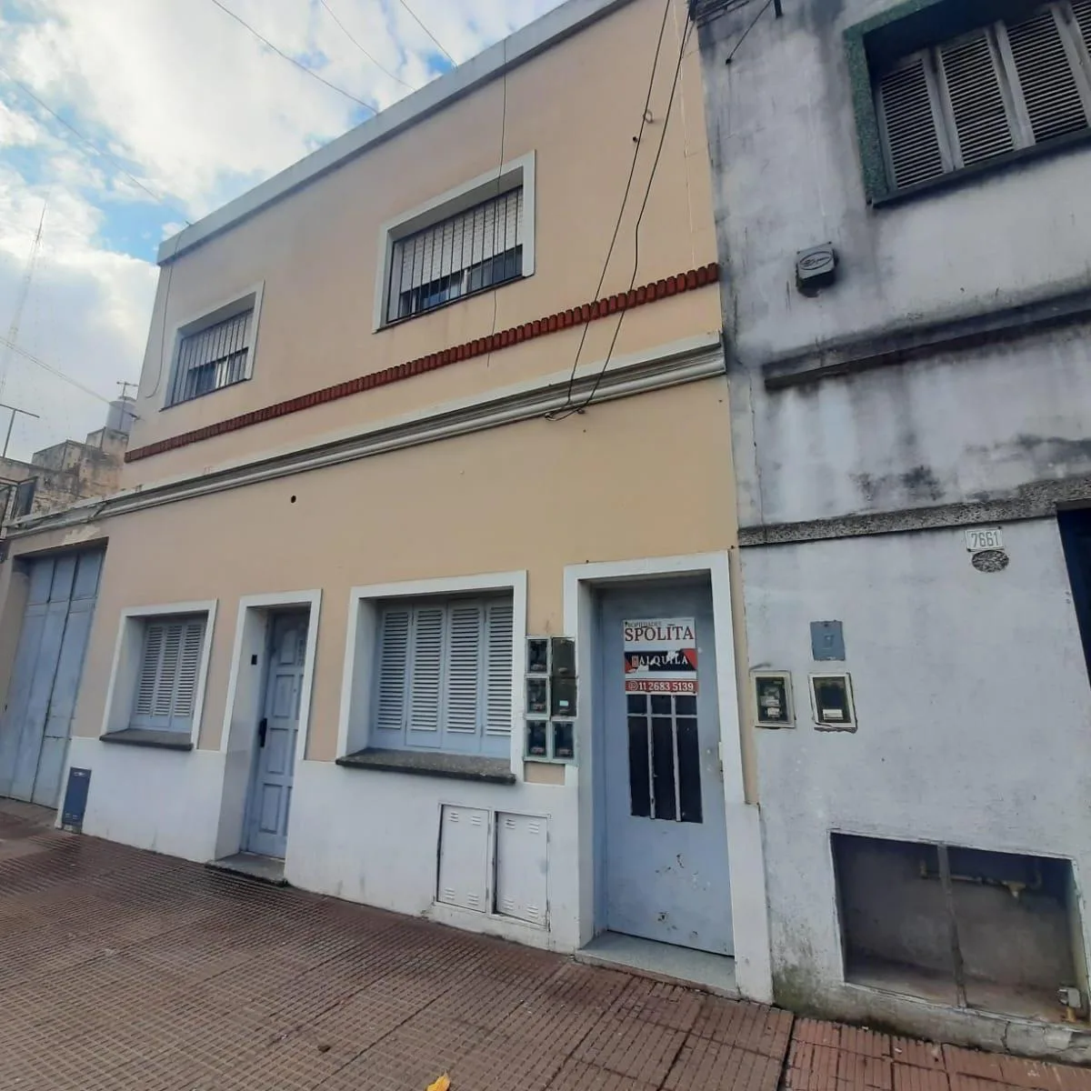 Two-room apartment by stairs in General San Martín