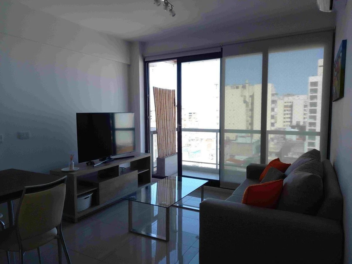 Departamento amoblado de 2 ambientes con 1 dormitorio en Flores