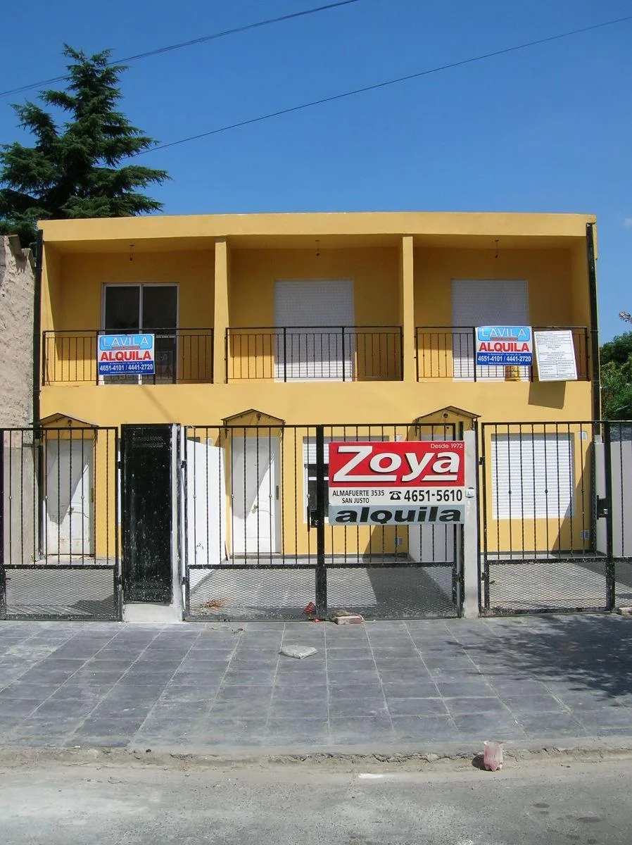 Two-bedroom duplex apartment in San Justo