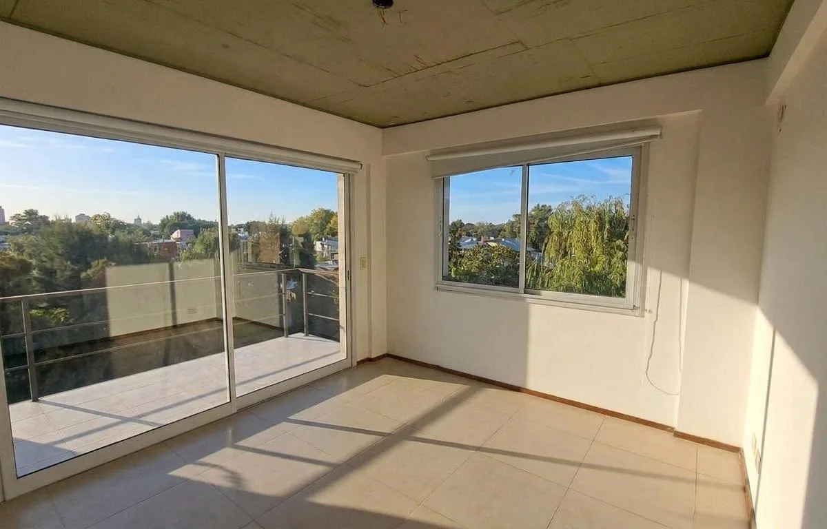 Alquiler Departamento en Tigre 2 Ambientes 2 Balcones, Cochera y Pileta