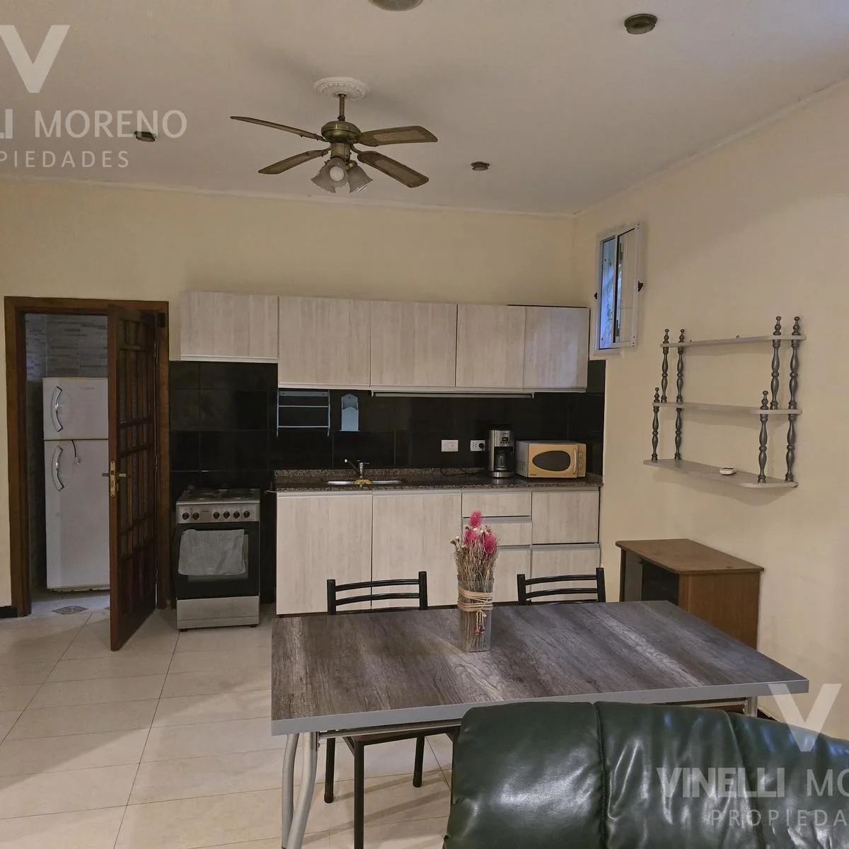 Ground-floor or upper-unit PH studio in Lomas de Zamora