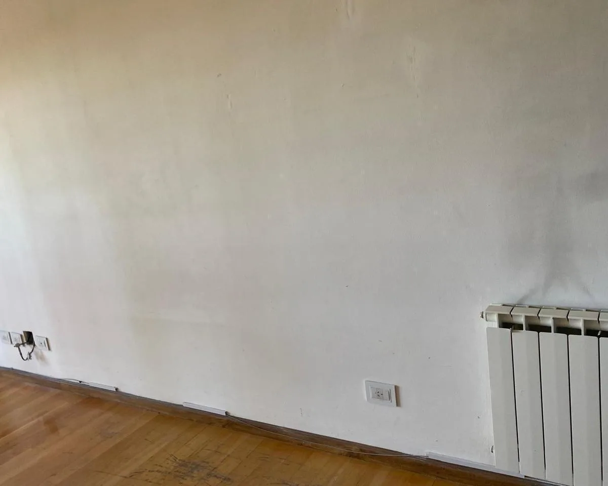 Two-room apartment with parking in Moreno centre