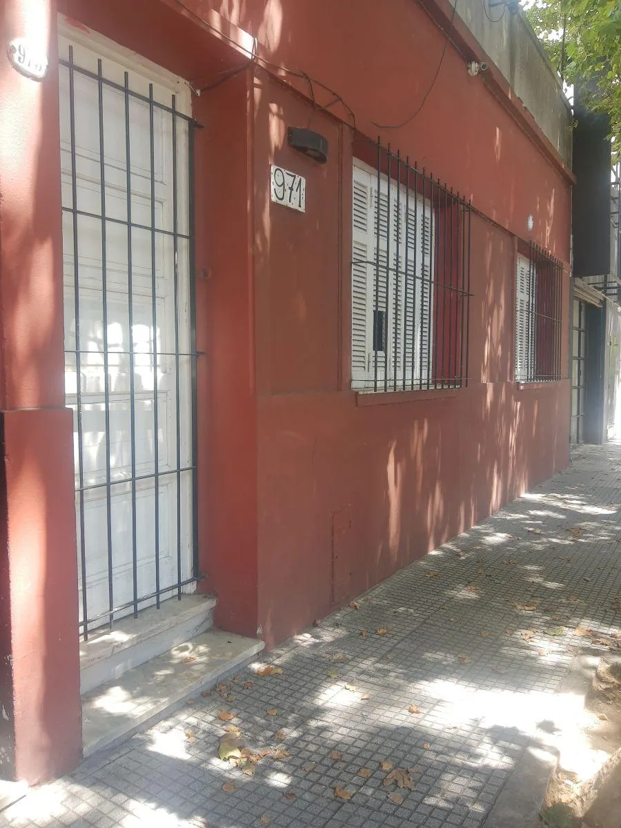 PH de 3 ambientes con patio y terraza en Villa Crespo